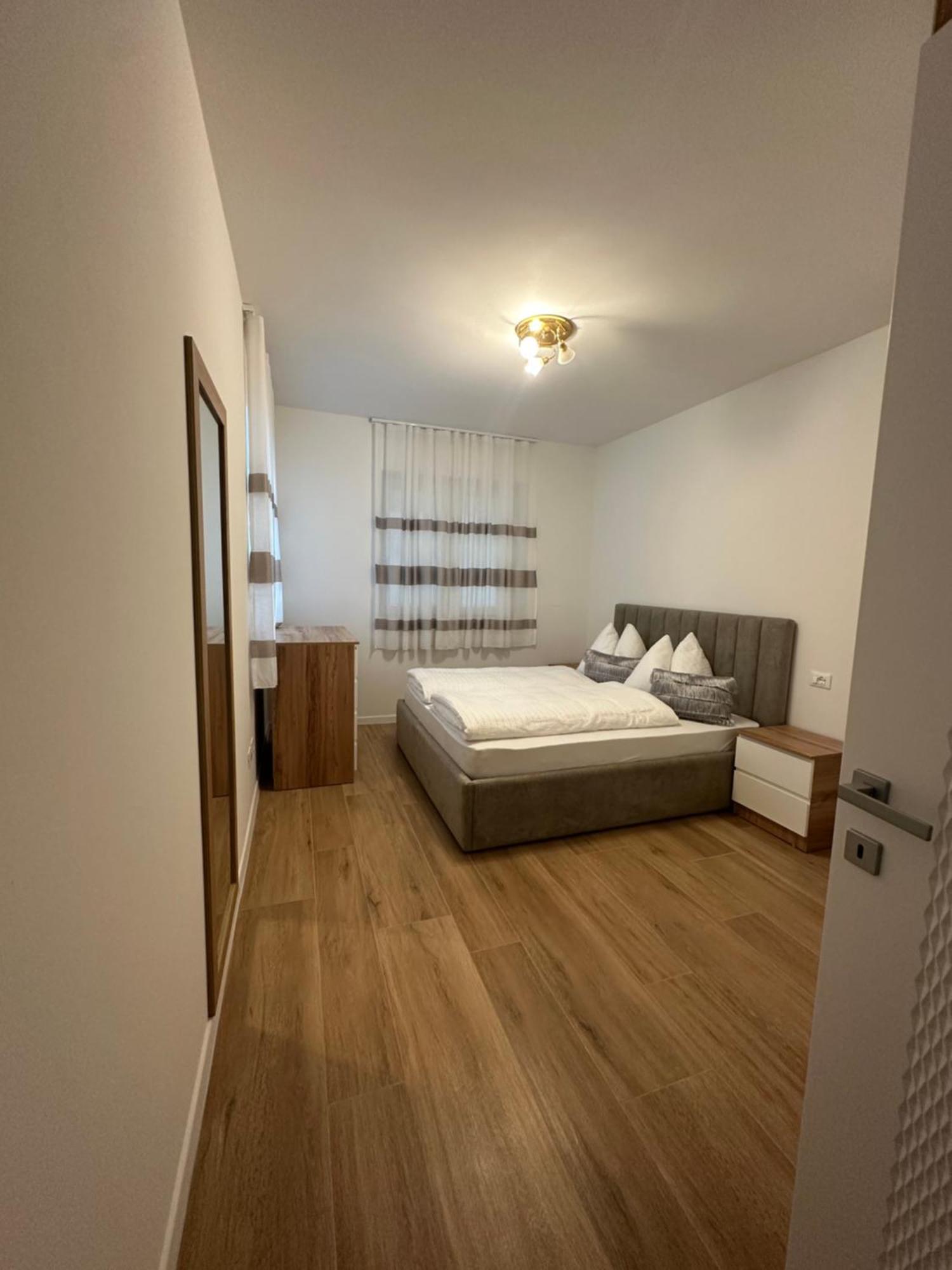 Hajdi Q & U * Merano